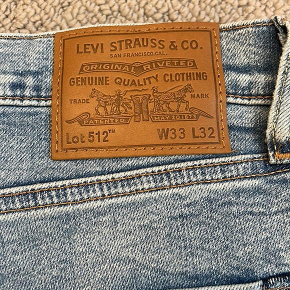 Men’s new Levi’s - Picture 2 of 4